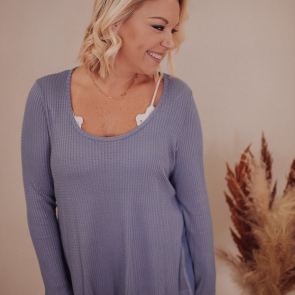 Kye Mi boutique-style top, blue, size M NEW - Picture 5 of 5